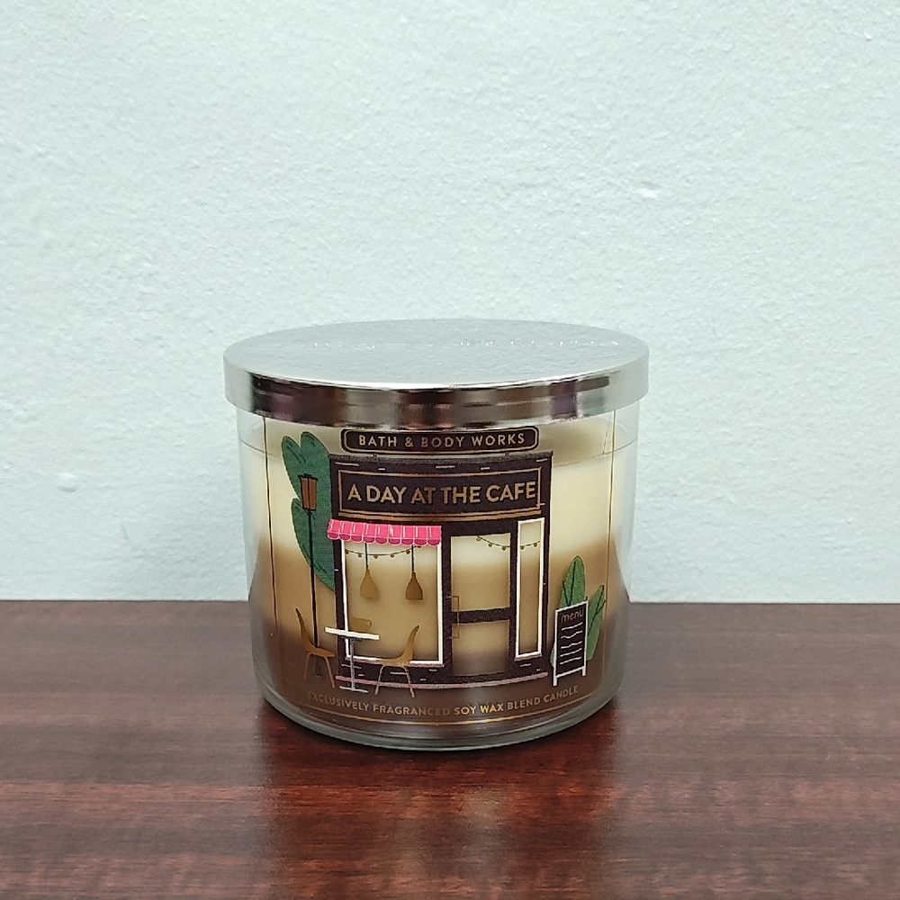 Bath & Body Works A DAY AT THE CAFE Tri-Layer 3-Wick Candle